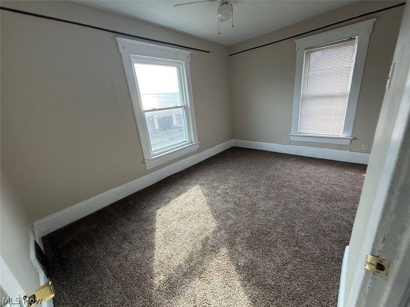 2329 Winfield Way NE, Canton, OH 44705 Photo 3