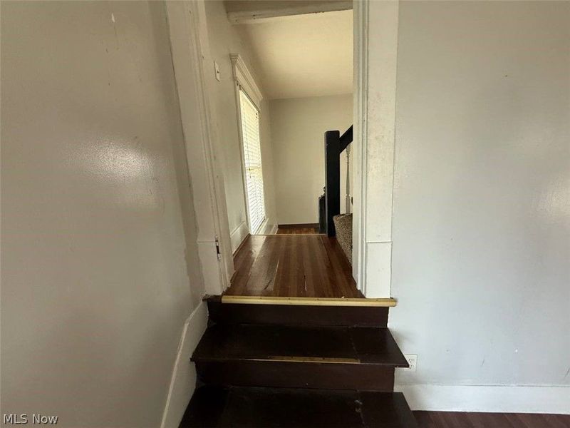 2329 Winfield Way NE, Canton, OH 44705 Photo 4