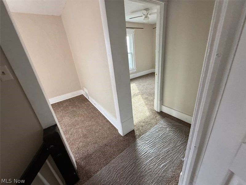 2329 Winfield Way NE, Canton, OH 44705 Photo 9