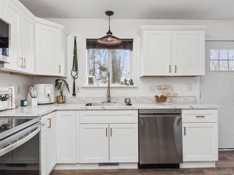 139 Tupelo Drive, Jackson Twp, OH 45171 Photo 11