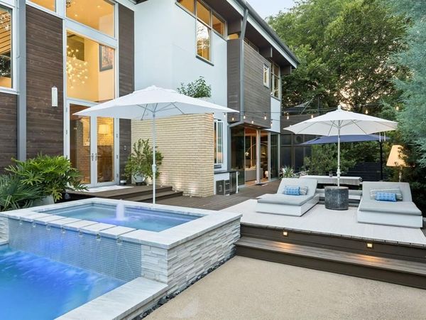 830 Kessler Woods Trail, Dallas, TX 75208