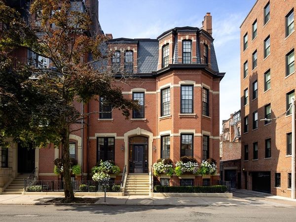 4 Gloucester Street, Boston, MA 02115