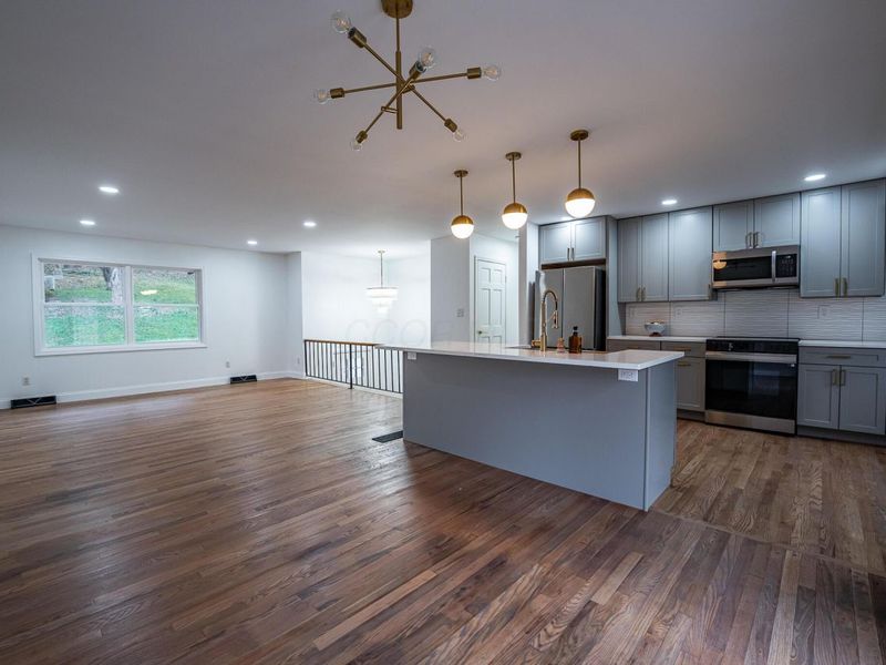 403 Virginia Lane , Waverly, OH 45690 Photo 10