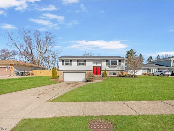 3701 Bramblewood Drive , Brunswick, OH 44212