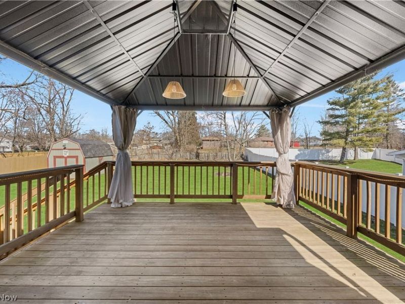 3701 Bramblewood Drive, Brunswick, OH 44212 Photo 3