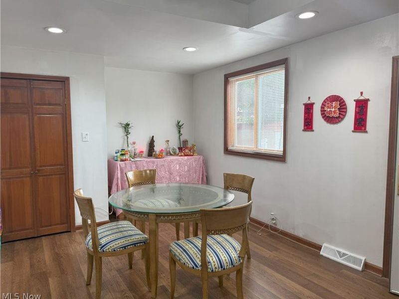 713 Trenton , Toronto, OH 43964 Photo 10