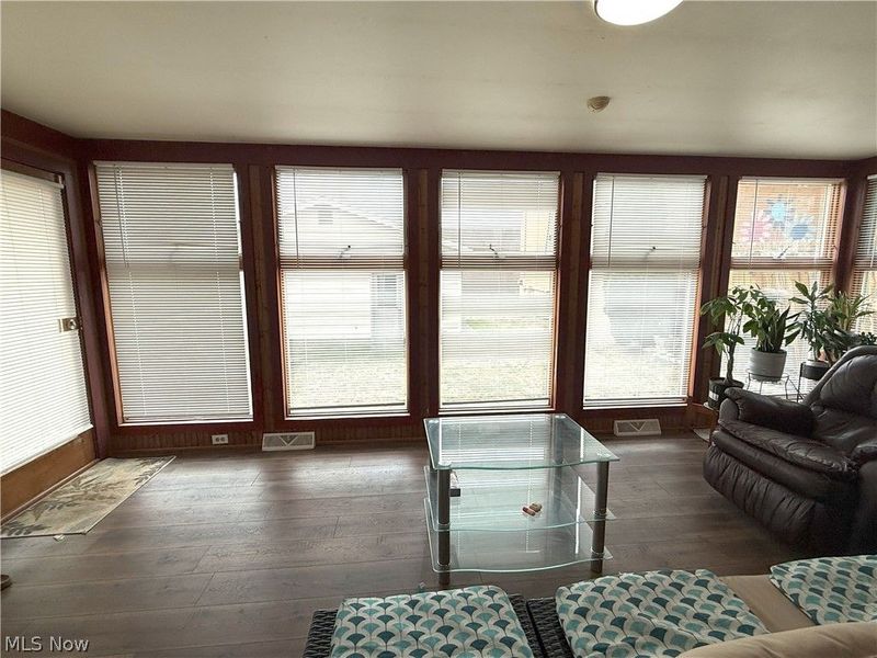 713 Trenton , Toronto, OH 43964 Photo 4