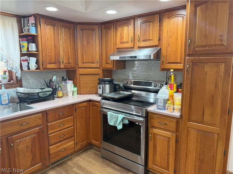 713 Trenton , Toronto, OH 43964 Photo 9