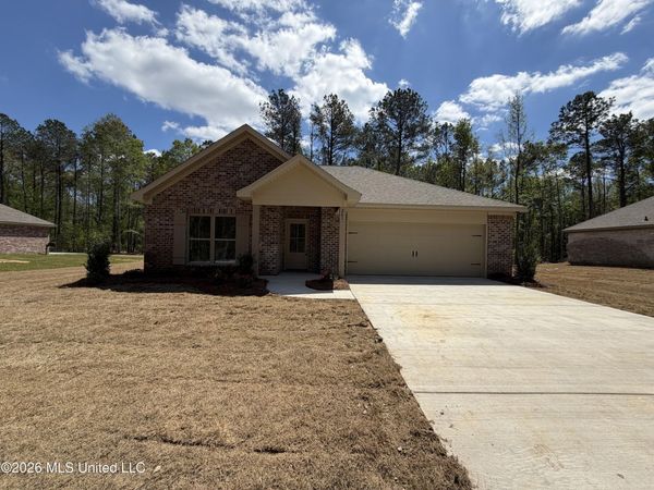 261 Smith Drive, Mendenhall, MS 39114