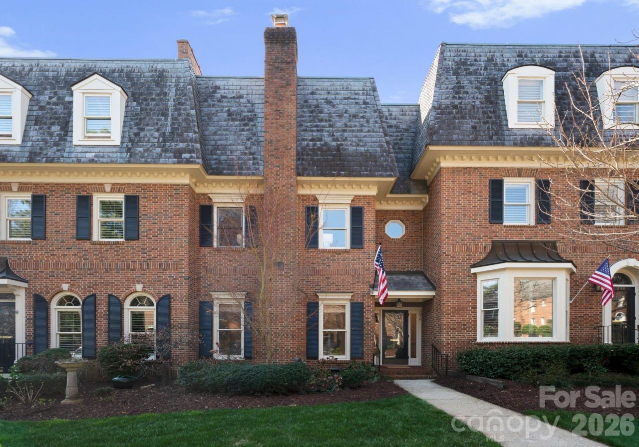 236 Perrin Place, Charlotte, NC 28207 Main Photo
