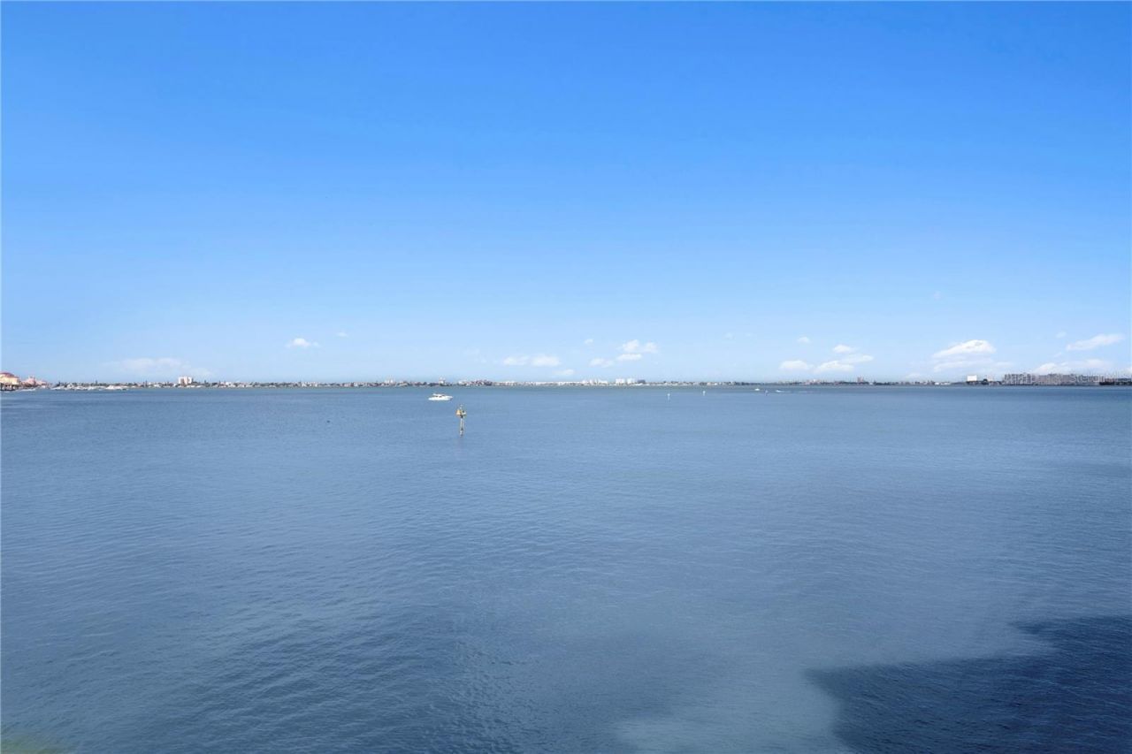 4830 Osprey Drive S, Unit 201, Saint Petersburg, FL 33711 Photo