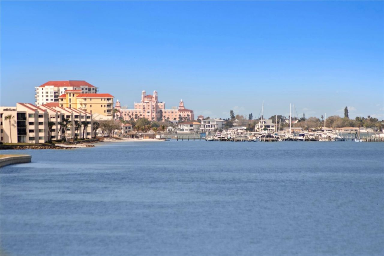 4830 Osprey Drive S, Unit 201, Saint Petersburg, FL 33711 Photo