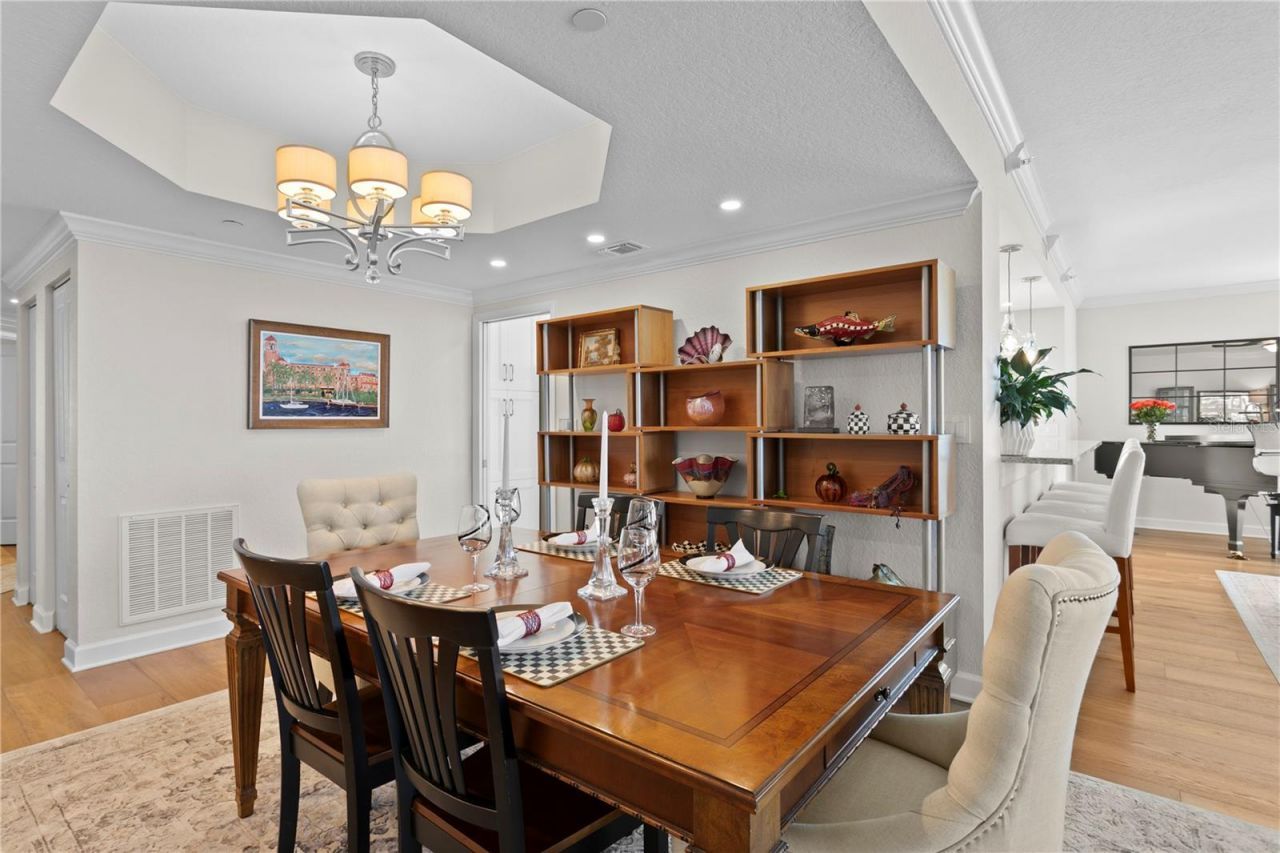 4830 Osprey Drive S, Unit 201, Saint Petersburg, FL 33711 Photo