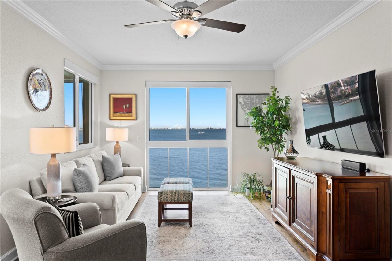 4830 Osprey Drive S, Unit 201, Saint Petersburg, FL 33711 Photo