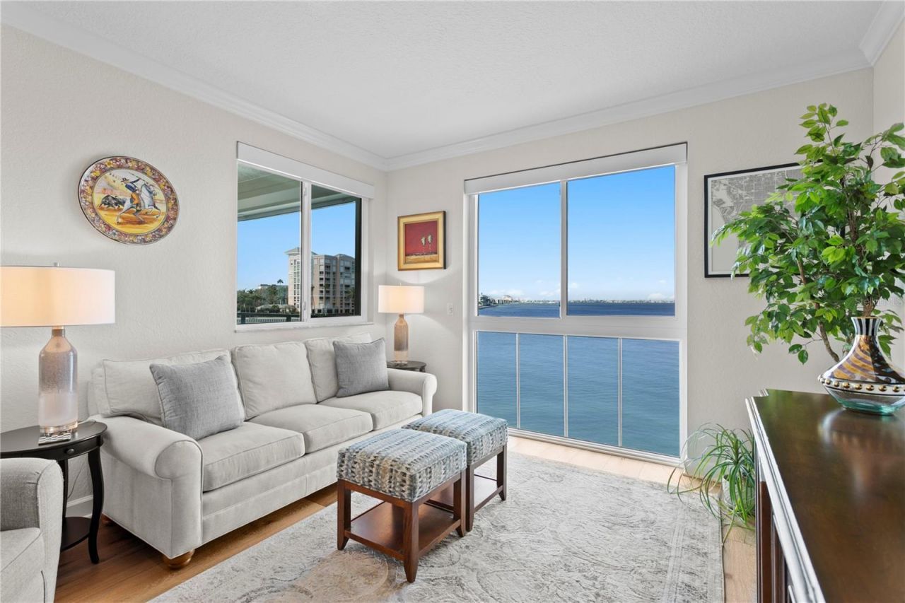 4830 Osprey Drive S, Unit 201, Saint Petersburg, FL 33711 Photo