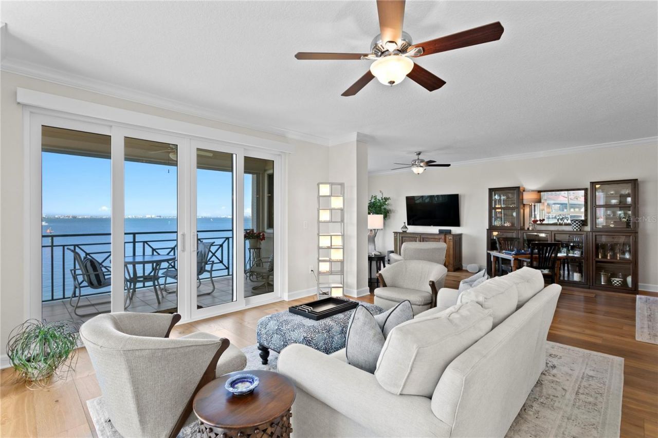 4830 Osprey Drive S, Unit 201, Saint Petersburg, FL 33711 Photo