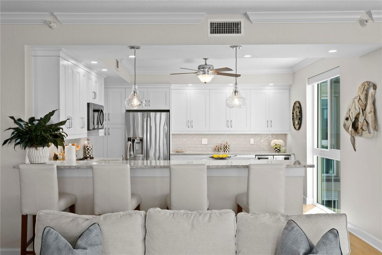 4830 Osprey Drive S, Unit 201, Saint Petersburg, FL 33711 Photo