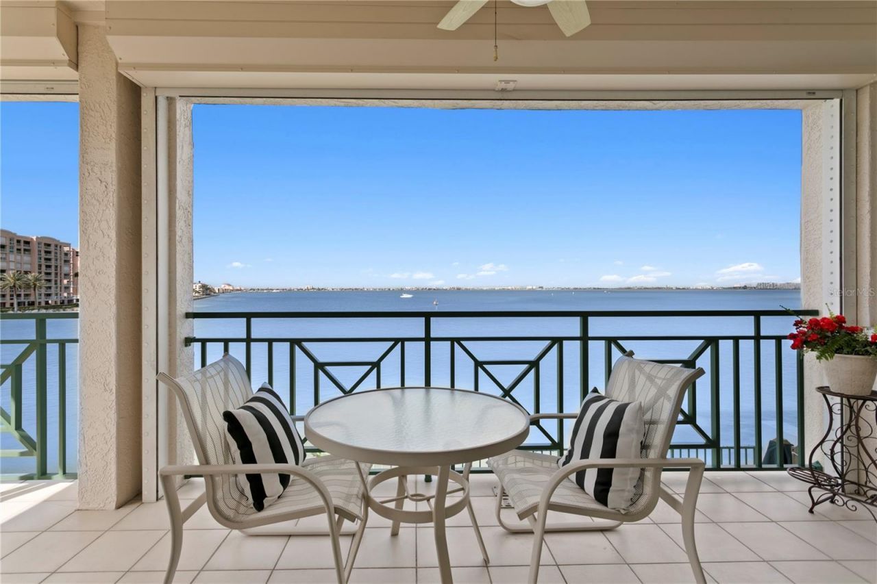 4830 Osprey Drive S, Unit 201, Saint Petersburg, FL 33711 Photo