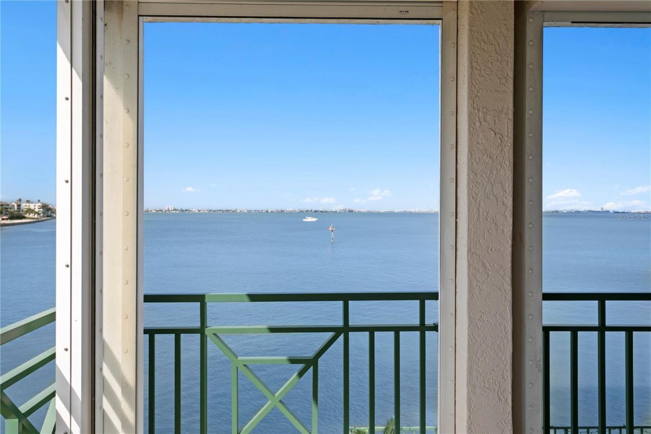 4830 Osprey Drive S, Unit 201, Saint Petersburg, FL 33711 Photo