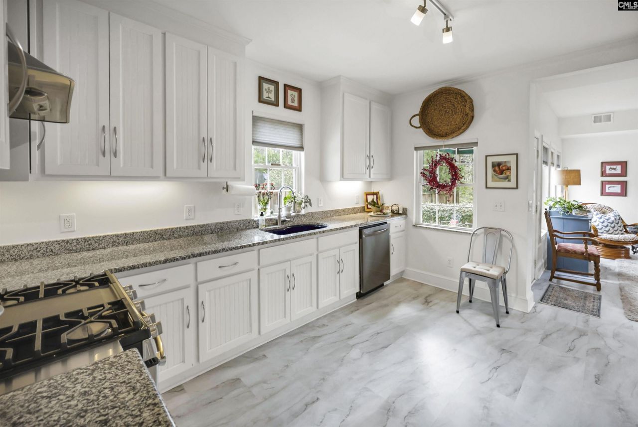 4220 Mimosa Road  Photo 13