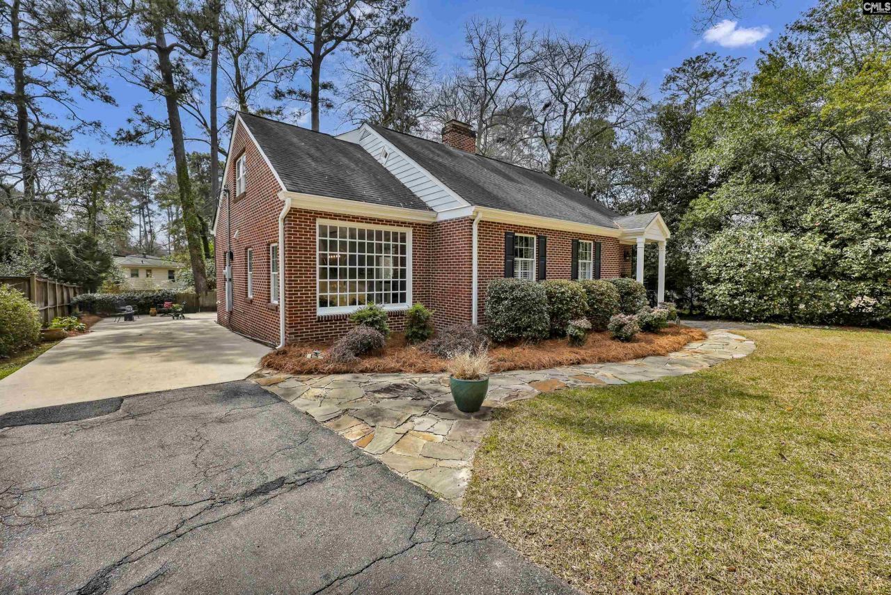 4220 Mimosa Road Photo 2