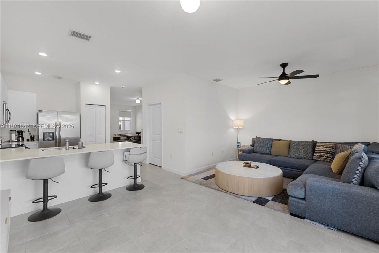 12906 NW 22nd Pl, Miami, FL 33167 Photo