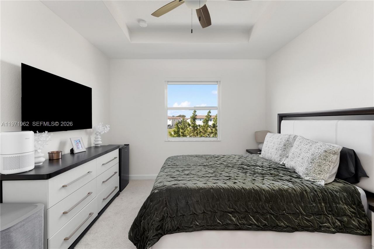 12906 NW 22nd Pl, Miami, FL 33167 Photo