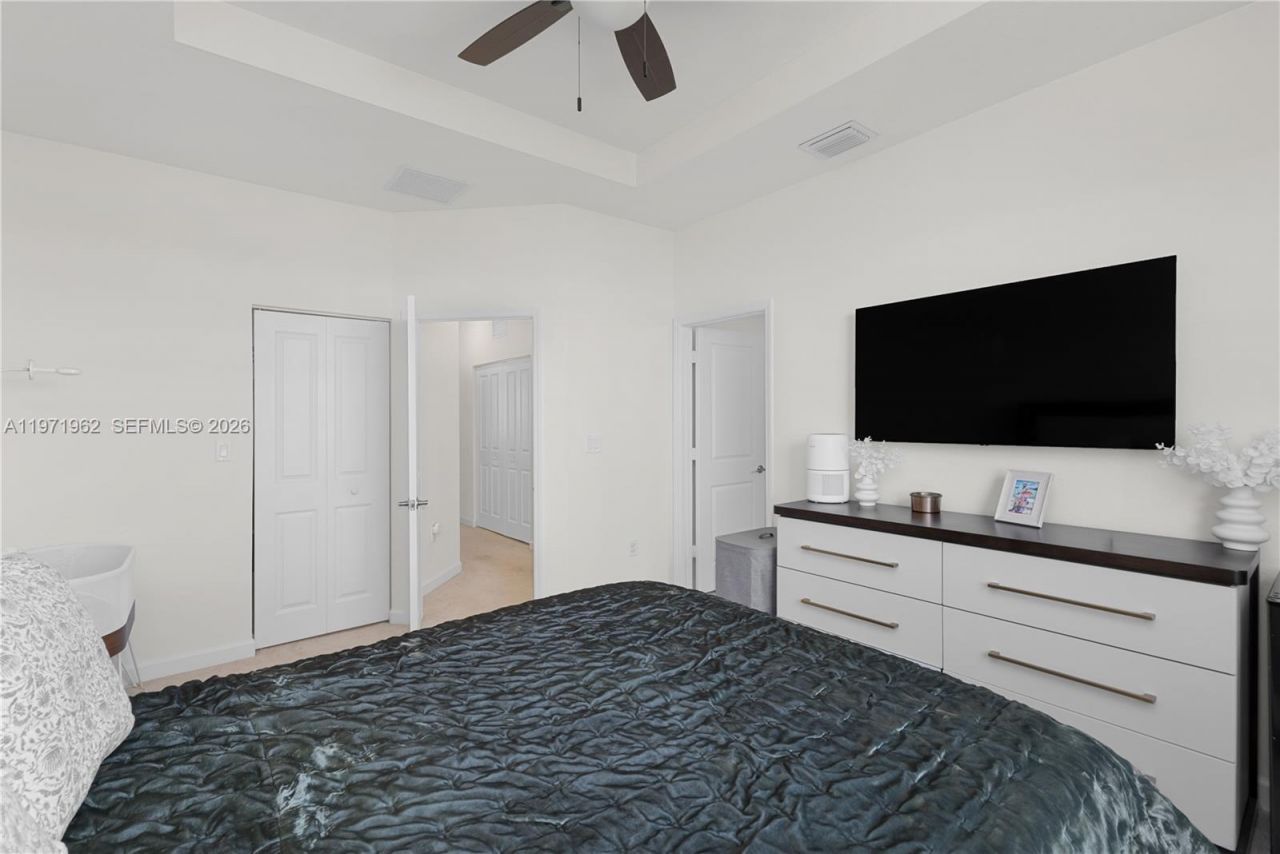 12906 NW 22nd Pl, Miami, FL 33167 Photo