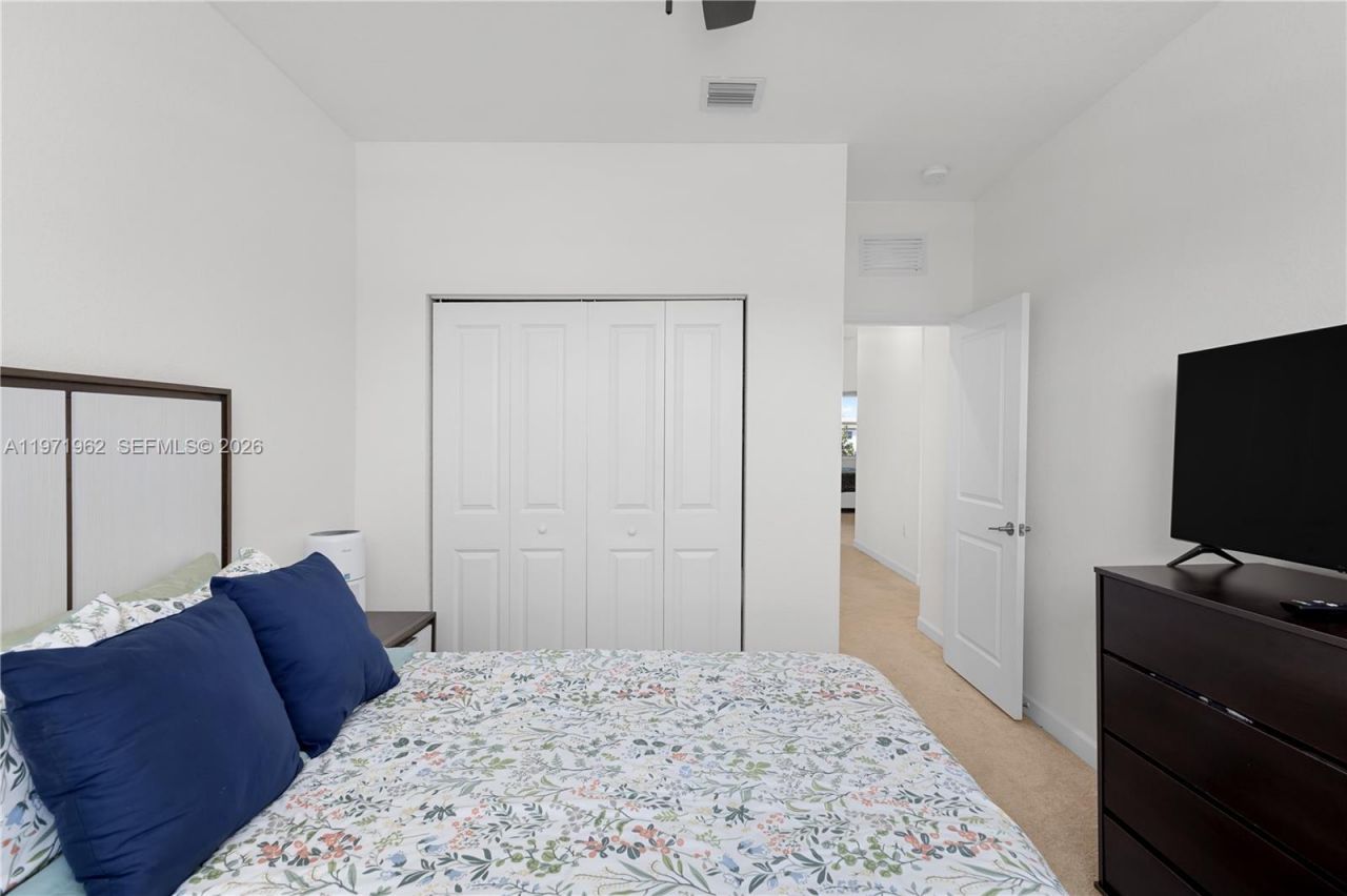 12906 NW 22nd Pl, Miami, FL 33167 Photo