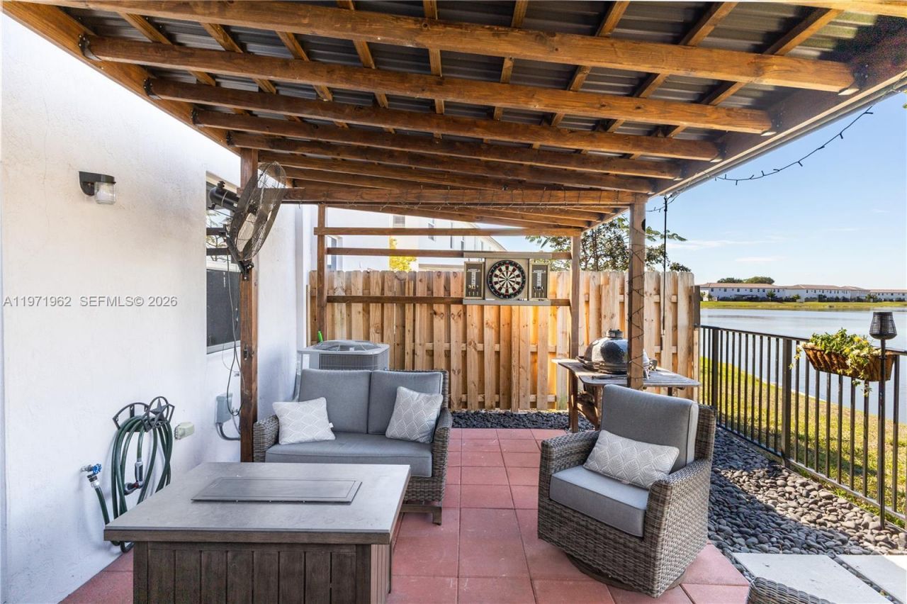 12906 NW 22nd Pl, Miami, FL 33167 Photo