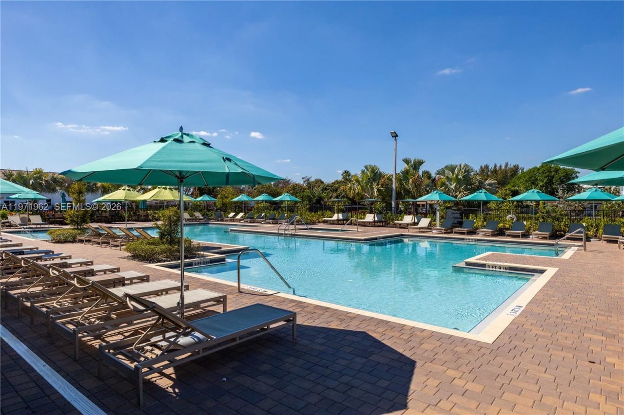 12906 NW 22nd Pl, Miami, FL 33167 Photo