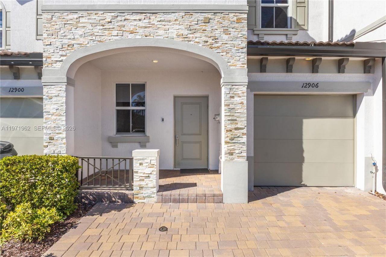 12906 NW 22nd Pl, Miami, FL 33167 Photo