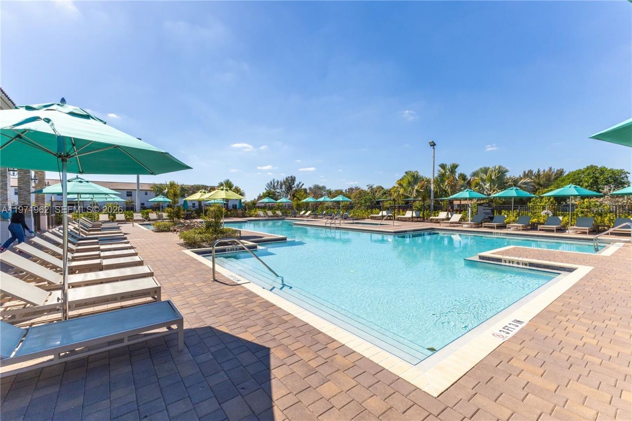 12906 NW 22nd Pl, Miami, FL 33167 Photo