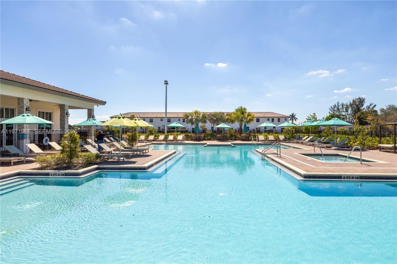 12906 NW 22nd Pl, Miami, FL 33167 Photo