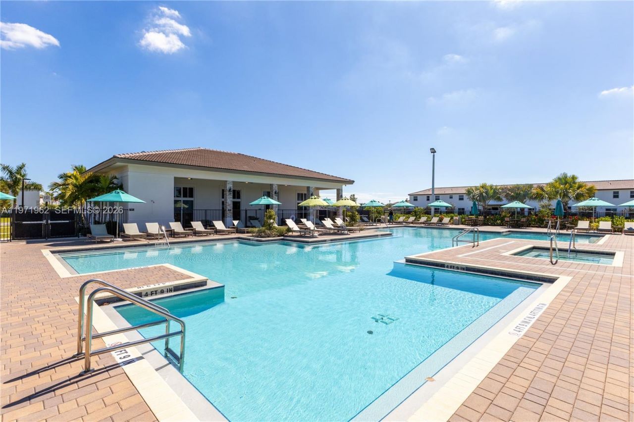 12906 NW 22nd Pl, Miami, FL 33167 Photo