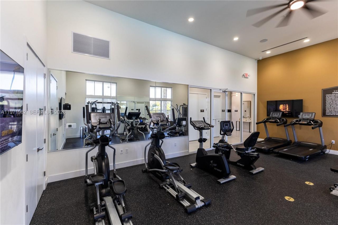 12906 NW 22nd Pl, Miami, FL 33167 Photo