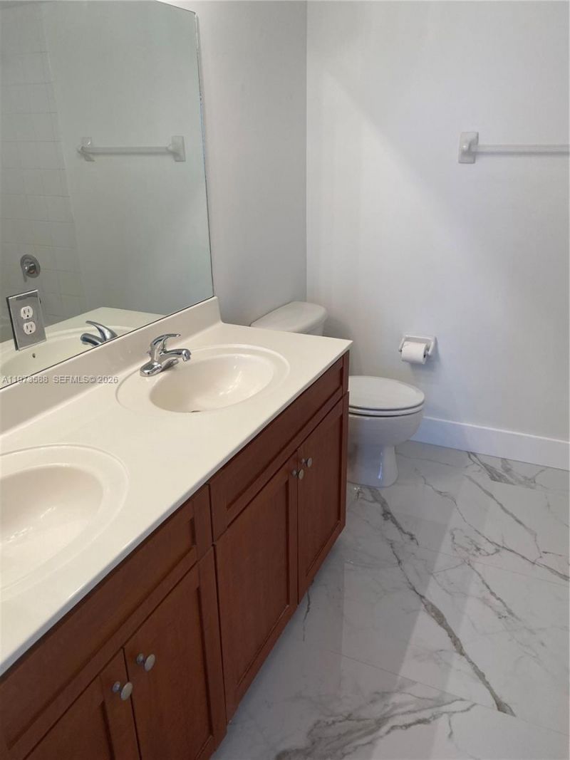 36 NW 6th Ave , Unit 1102, Miami, FL 33128 Photo