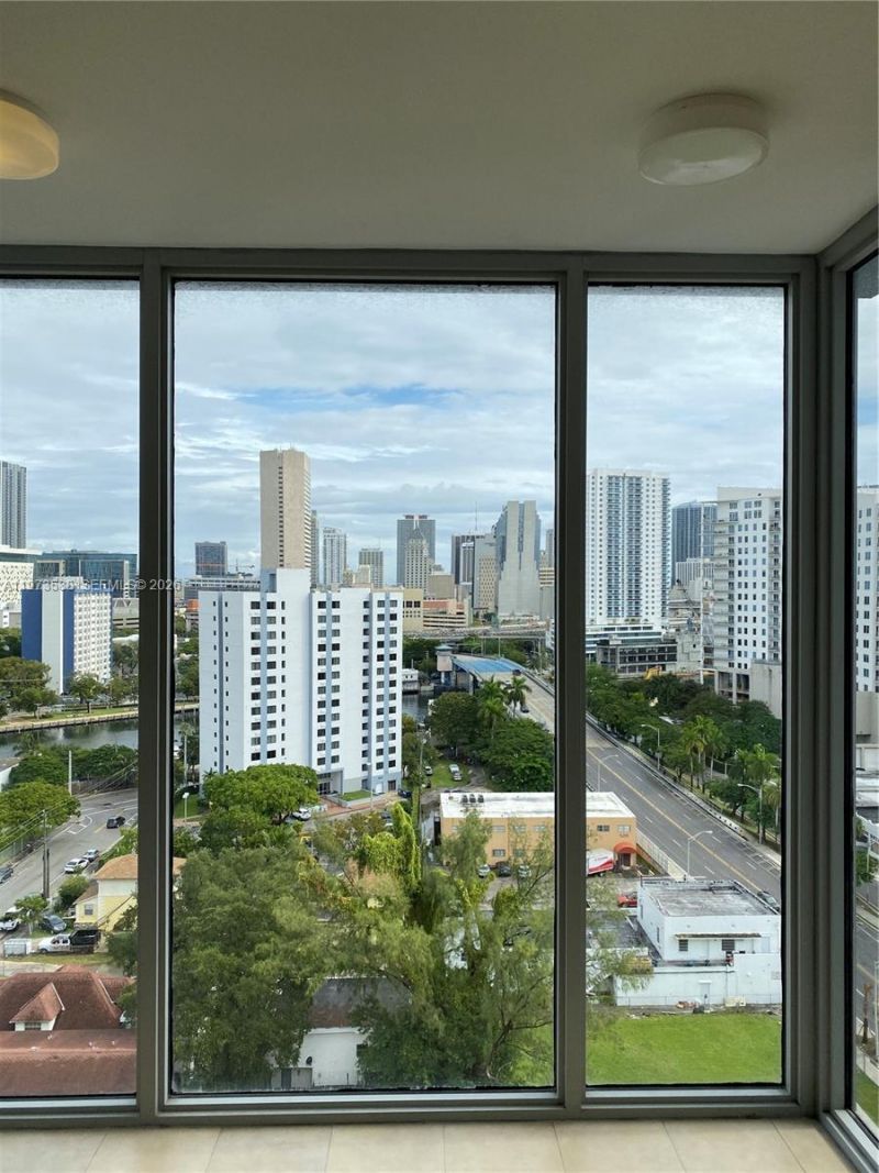 36 NW 6th Ave , Unit 1102, Miami, FL 33128 Photo