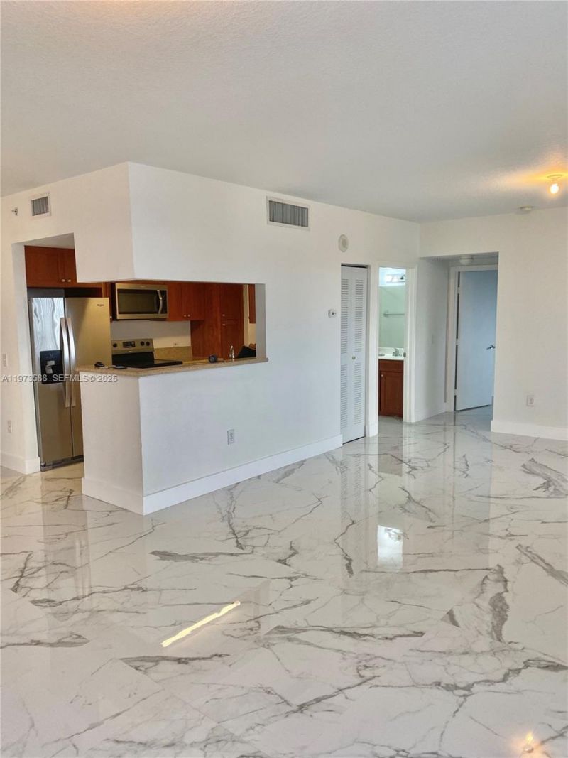 36 NW 6th Ave , Unit 1102, Miami, FL 33128 Photo