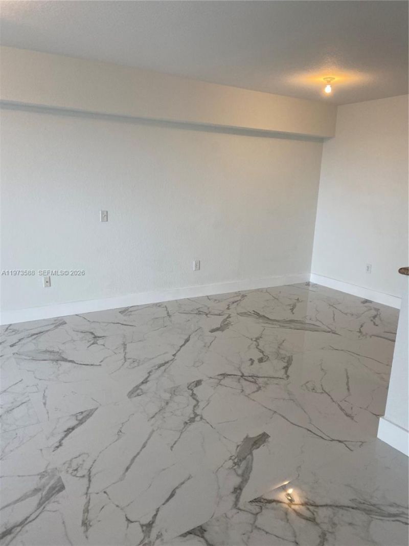 36 NW 6th Ave , Unit 1102, Miami, FL 33128 Photo