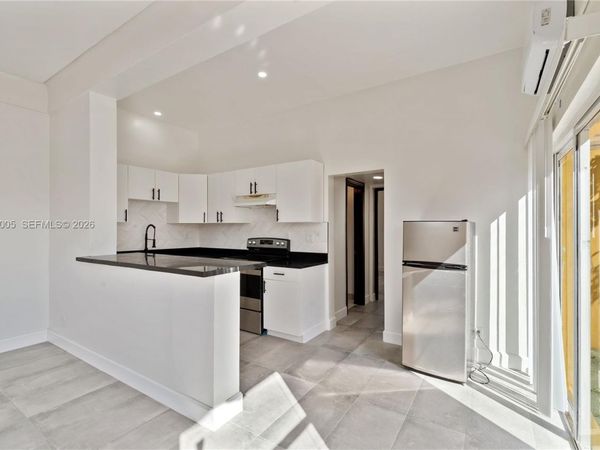 2204 Mckinley St , Unit 2, Hollywood, FL 33020