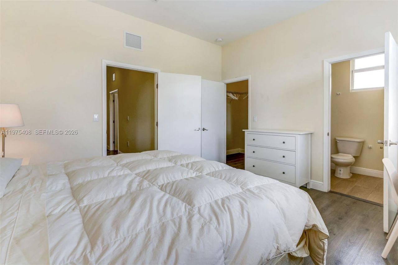 1578 NE 110th St, Unit A, Miami, FL 33161 Photo