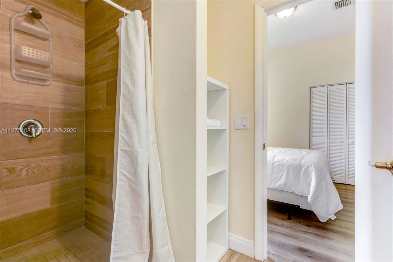 1578 NE 110th St, Unit A, Miami, FL 33161 Photo