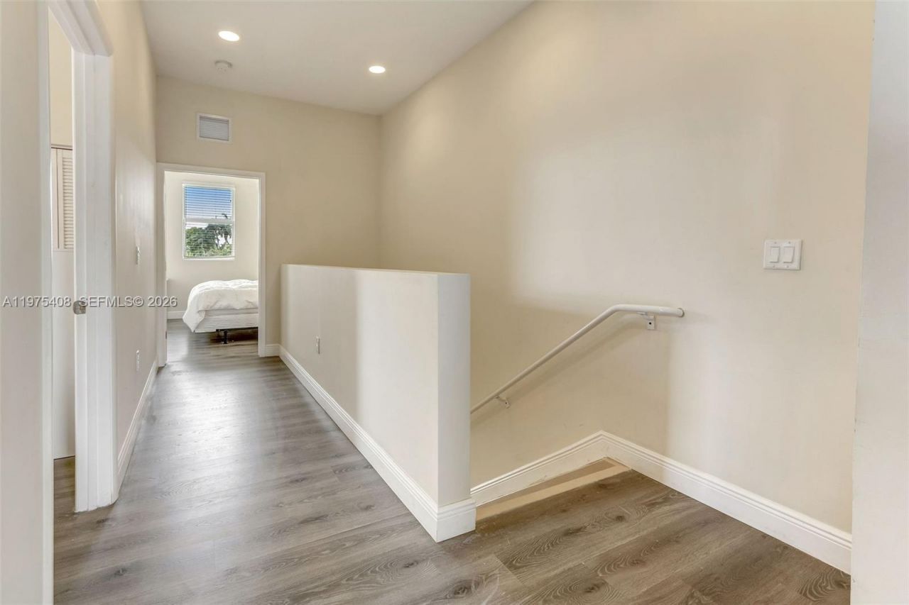 1578 NE 110th St, Unit A, Miami, FL 33161 Photo