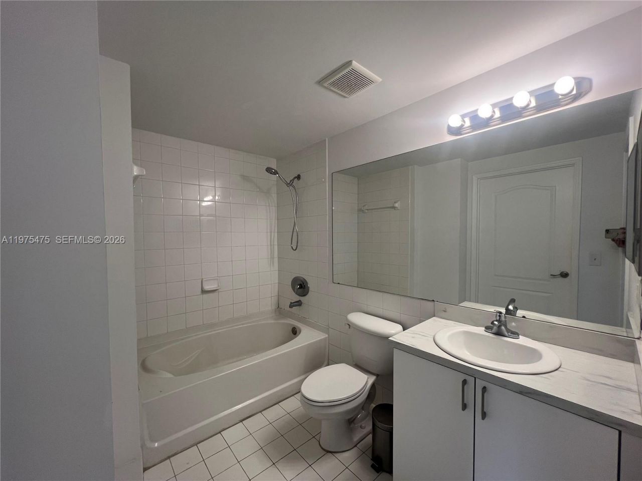 5077 NW 7th St , Unit 607, Miami, FL 33126 Photo
