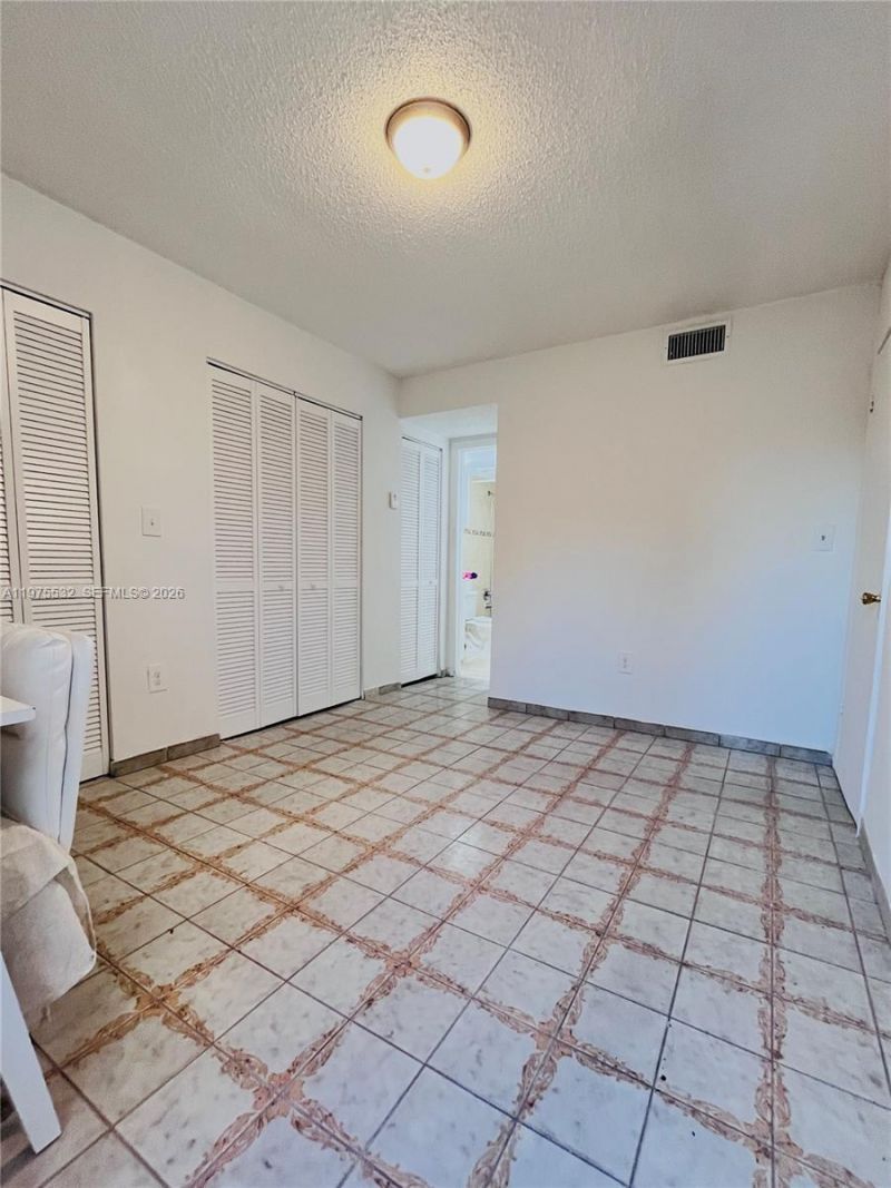 4721 NW 7th St , Unit 102-12, Miami, FL 33126 Photo