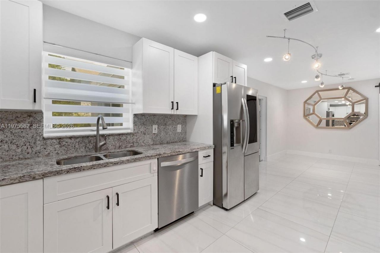 309 SE 3rd Ter, Deerfield Beach, FL 33441 Photo