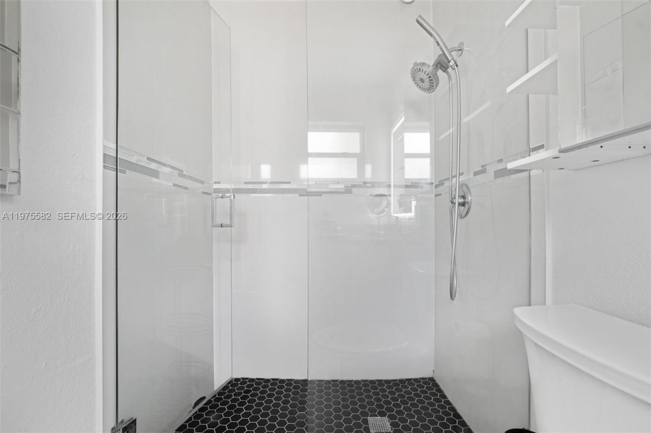 309 SE 3rd Ter, Deerfield Beach, FL 33441 Photo