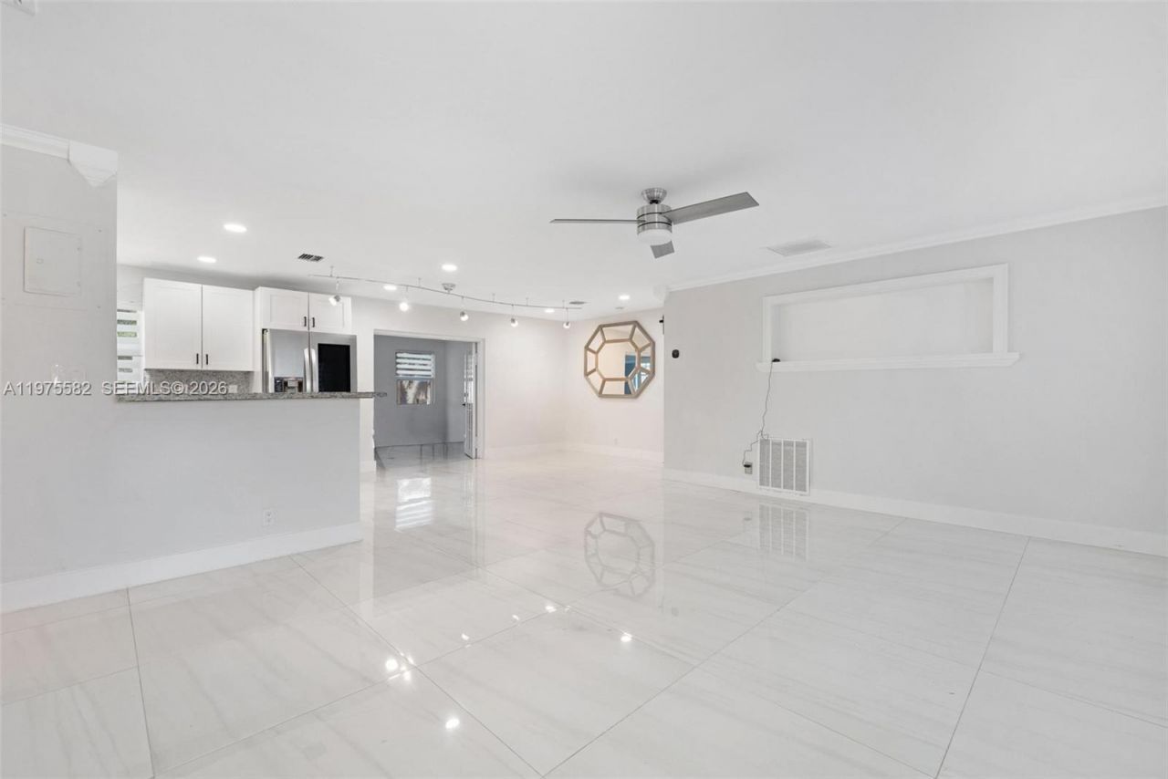 309 SE 3rd Ter, Deerfield Beach, FL 33441 Photo