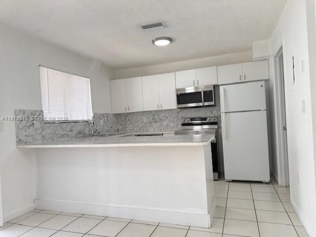8360 NW 8th St, Unit 3-2, Miami, FL 33126 Photo